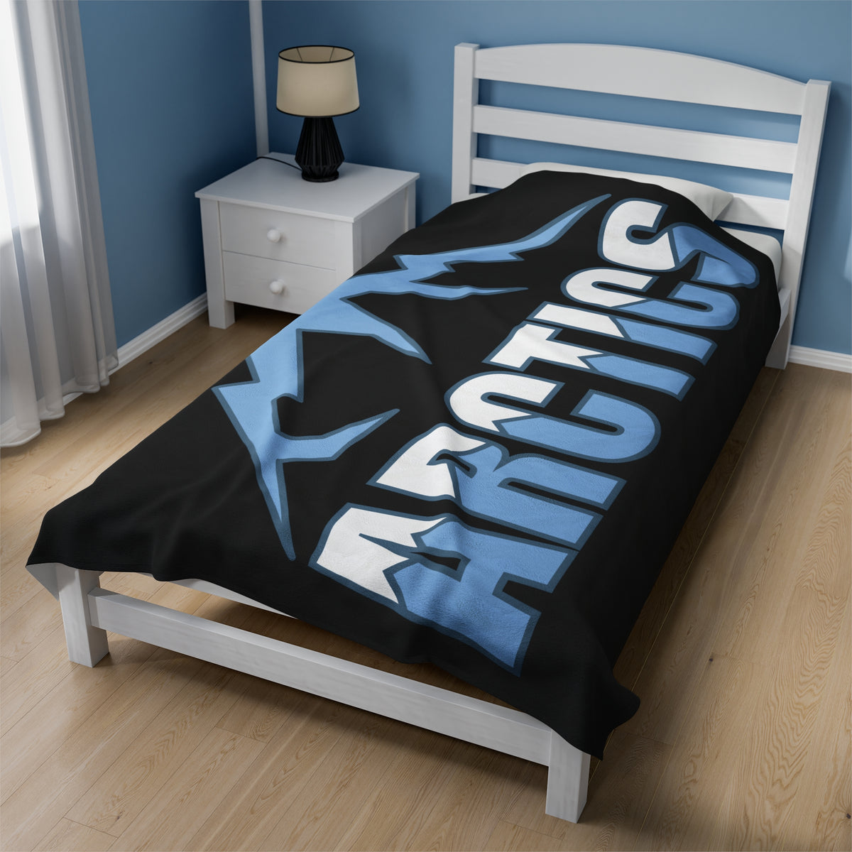 Arctics Cozy Velveteen Plush Blanket