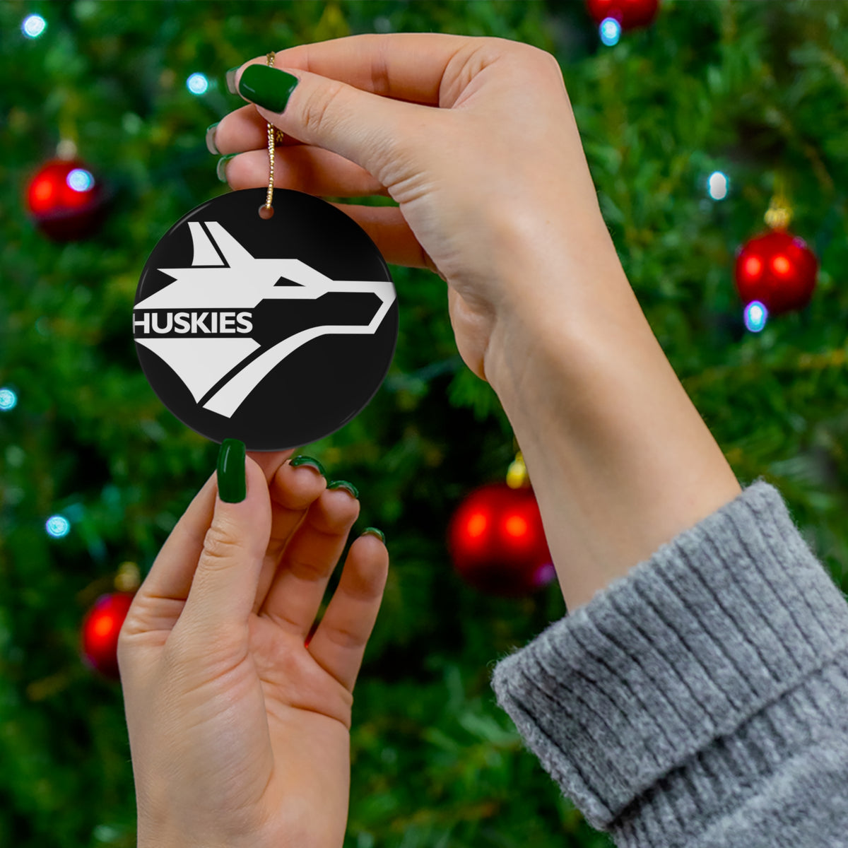 Huskies Ceramic Ornament